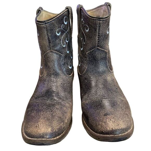 Sterling River women’s embroidered distressed leather western ankle boots size 7 - Picture 3 of 13